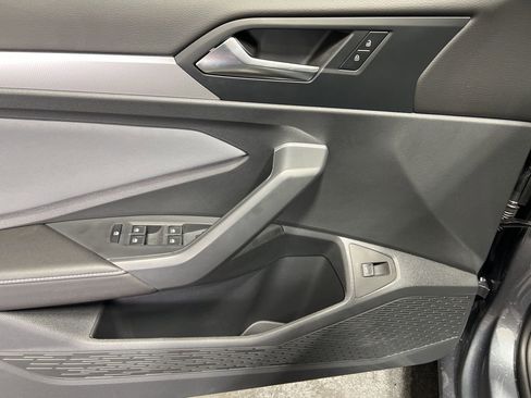 New 2025 Volkswagen Jetta SE image 11