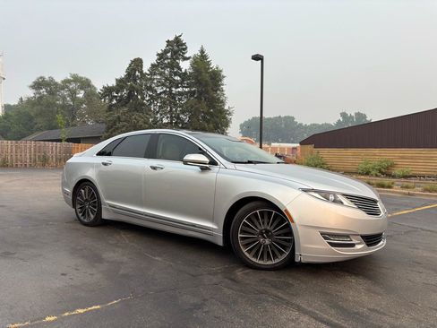 Used 2016 Lincoln MKZ AWD w/ Equipment Group 300A Reserve image 11