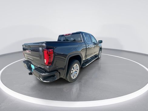 Used 2023 GMC Sierra 1500 Denali w/ Technology Package AWD/4WD image 8