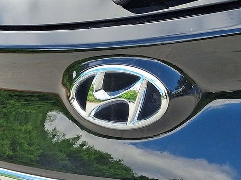 Used 2023 Hyundai Kona Limited AWD/4WD image 33