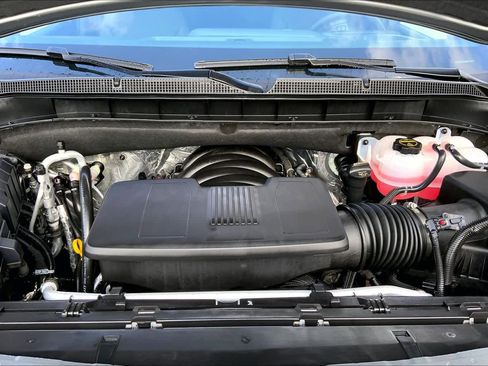 Certified 2026 Chevrolet Suburban LS image 54