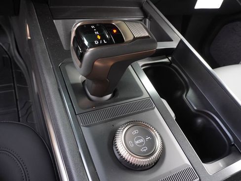 New 2025 GMC Hummer EV 2X image 18