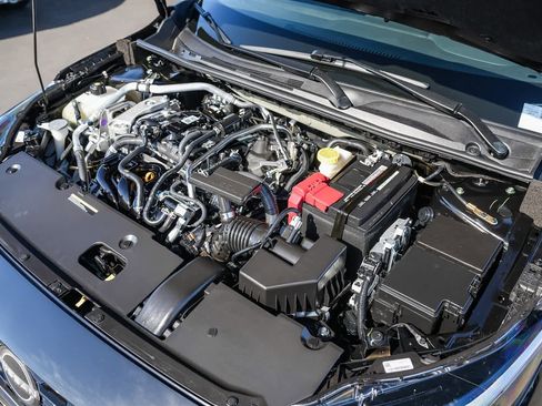 Used 2025 Nissan Sentra SV image 25