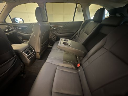 Used 2023 Subaru Outback Limited image 21