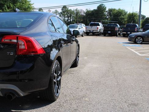Used 2018 Volvo S60 T5 Dynamic w/ Vision Package FWD image 35