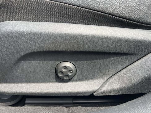 Used 2021 Mercedes-Benz C 300 4MATIC Sedan w/ Premium Package image 18