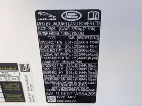 New 2026 Land Rover Range Rover Sport Dynamic SE AWD/4WD image 30