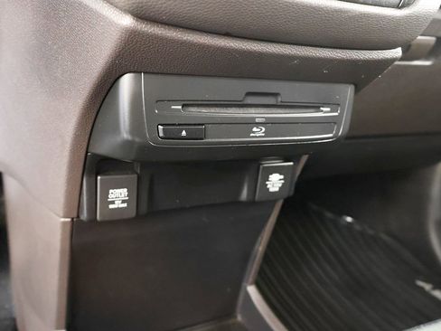 Used 2019 Honda Odyssey Elite image 36