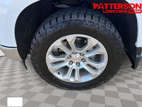 Used 2023 Chevrolet Silverado 1500 LTZ AWD/4WD image 25