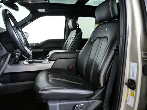 Used 2018 Ford F150 Platinum w/ Equipment Group 701A Luxury image 20