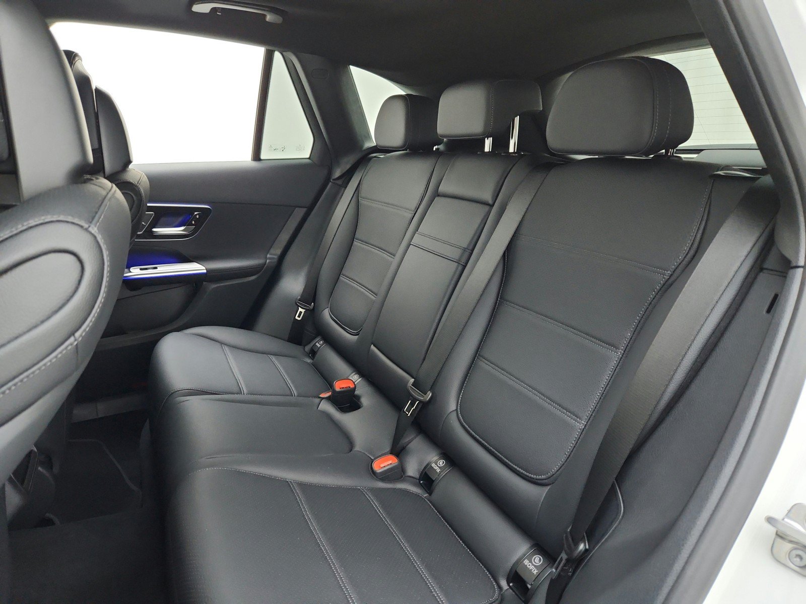 Used 2026 Mercedes-Benz GLC 300 image 24