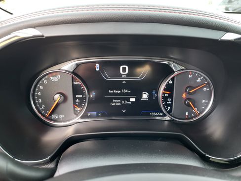 Certified 2024 Chevrolet Blazer RS w/ Driver Confidence II Package image 9