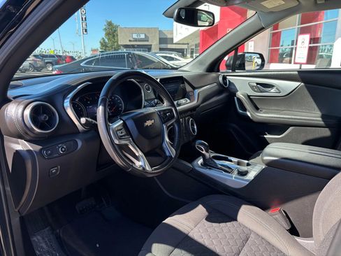 Used 2020 Chevrolet Blazer LT image 13