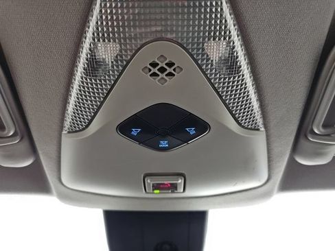 Used 2020 Toyota C-HR Limited FWD image 27