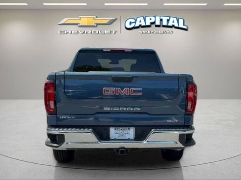 Used 2024 GMC Sierra 1500 SLT AWD/4WD image 4