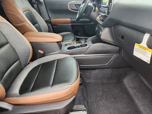 Used 2024 Ford Bronco Sport Outer Banks image 12