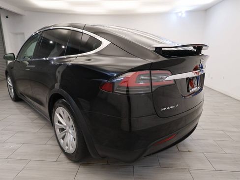 Used 2017 Tesla Model X 75D AWD/4WD image 3