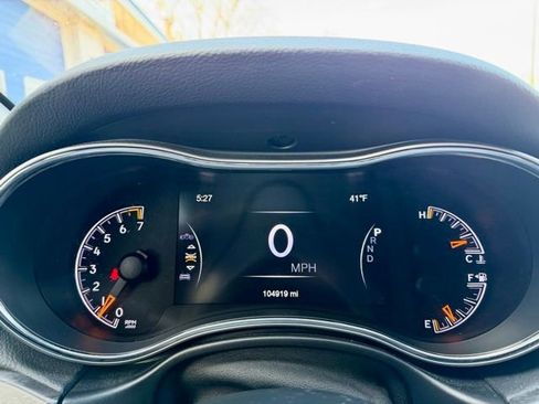 Used 2018 Jeep Grand Cherokee Altitude image 30