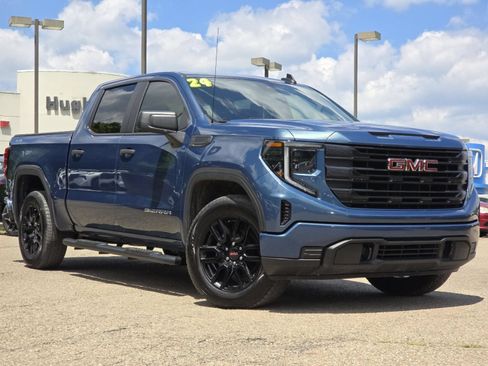 Used 2024 GMC Sierra 1500 Pro w/ Graphite Edition AWD/4WD image 2