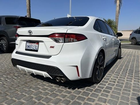 Used 2020 Toyota Corolla SE image 4