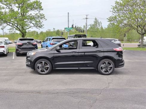 Used 2022 Ford Edge ST w/ Equipment Group 401A AWD/4WD image 4