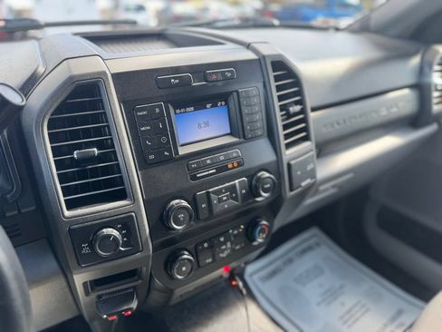 Used 2020 Ford F250 XL w/ STX Appearance Package AWD/4WD image 32