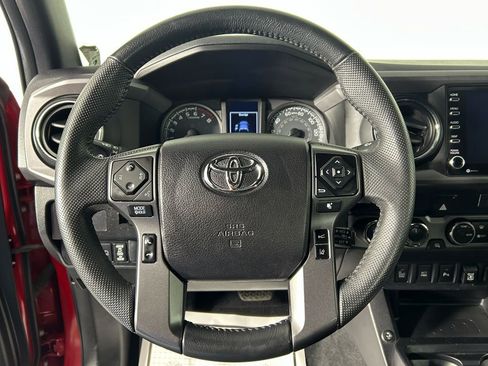 Used 2021 Toyota Tacoma TRD Sport w/ Technology Package image 24