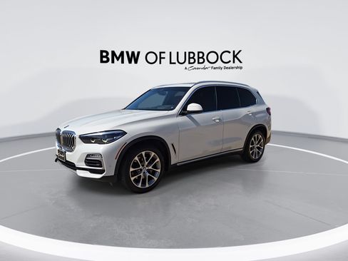 Used 2021 BMW X5 sDrive40i w/ Premium Package RWD image 4