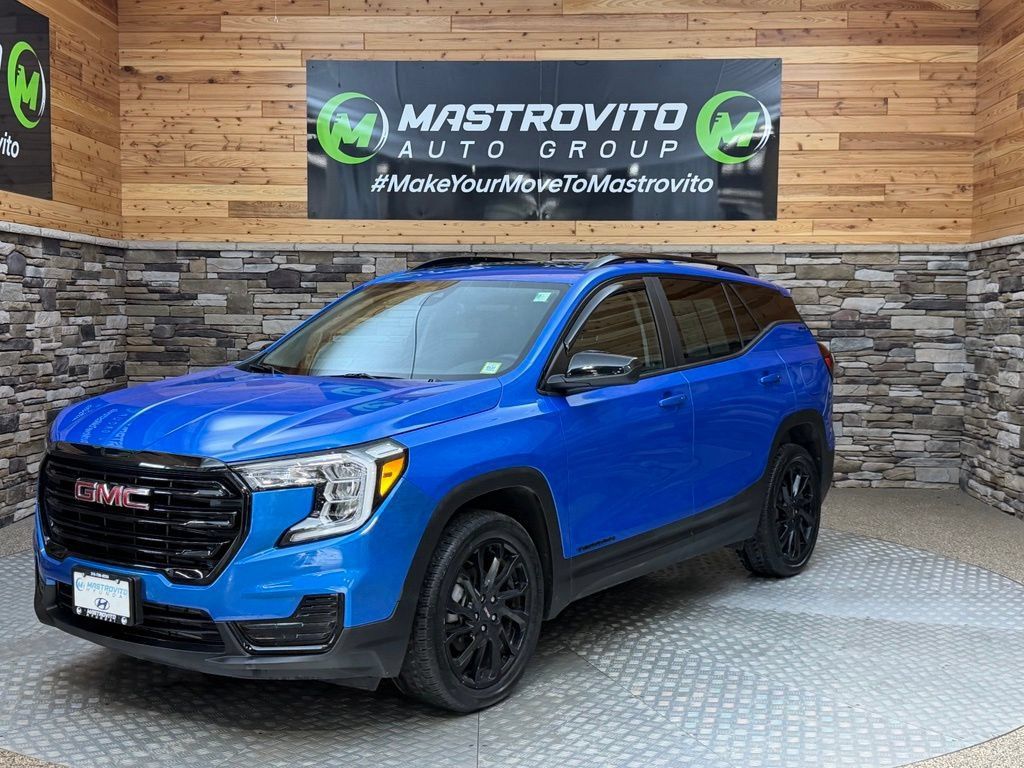 Used 2024 GMC Terrain SLE w/ Driver Convenience Package AWD/4WD image 12