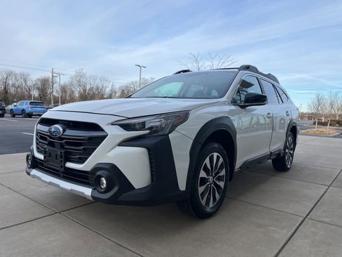 Used 2024 Subaru Outback Limited XT image 15