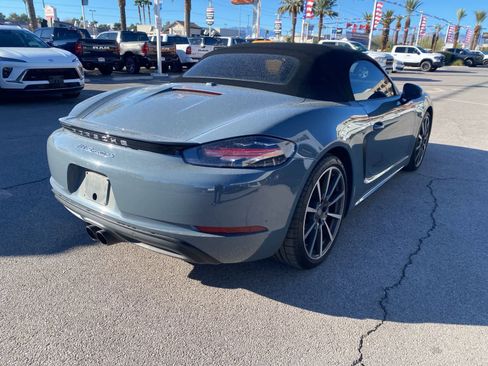 Used 2017 Porsche 718 Boxster S image 6