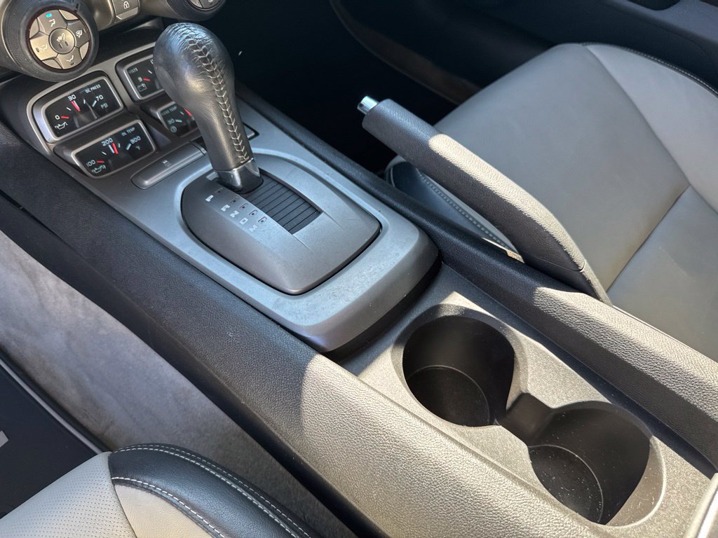 Used 2010 Chevrolet Camaro SS RWD image 20