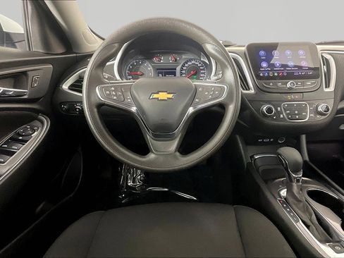 Used 2023 Chevrolet Malibu LT FWD image 8