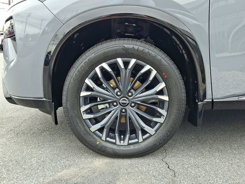 New 2026 Nissan Rogue Platinum w/ Platinum Premium Package AWD/4WD image 4