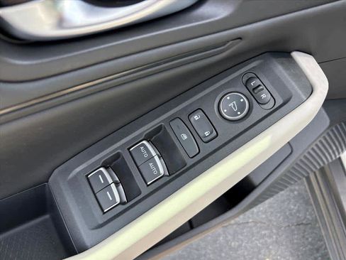 Used 2025 Honda Accord SE image 22