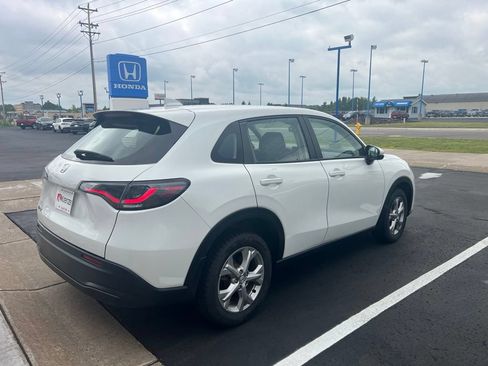 Used 2024 Honda HR-V LX image 5