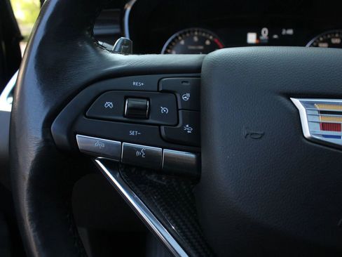 Used 2020 Cadillac XT6 Sport image 29