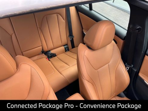 Used 2022 BMW 330e xDrive w/ Driving Assistance Package AWD/4WD image 12