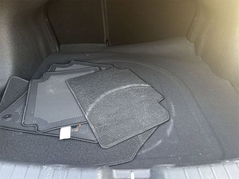 Used 2024 Kia Forte GT image 28