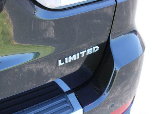 Used 2016 Jeep Grand Cherokee Limited image 10