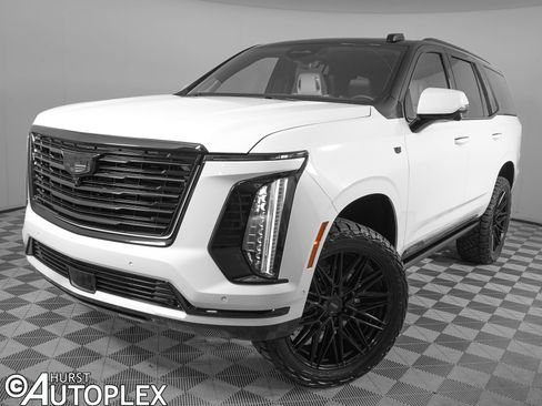 Used 2026 Cadillac Escalade Platinum Luxury w/ LPO, Floor Liner Package AWD/4WD image 1