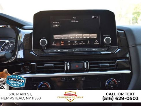 Used 2025 Nissan Pathfinder SV FWD image 19