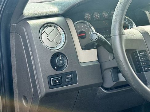 Used 2010 Ford F150 XLT AWD/4WD image 11
