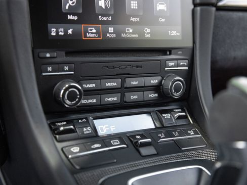 Certified 2018 Porsche 911 GT3 RWD image 26