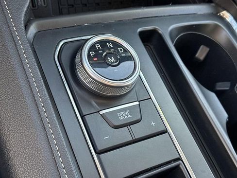 Used 2024 Ford Expedition Max XLT image 15