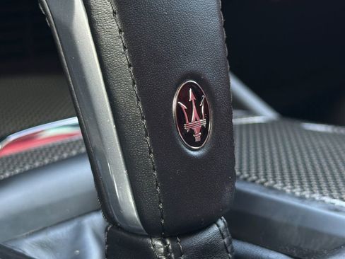 Used 2022 Maserati Levante GT image 35