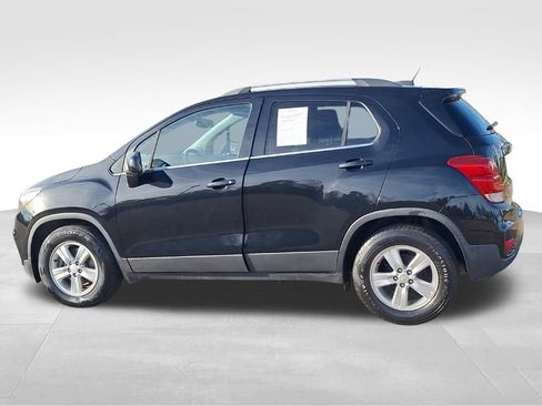 Used 2019 Chevrolet Trax LT image 12