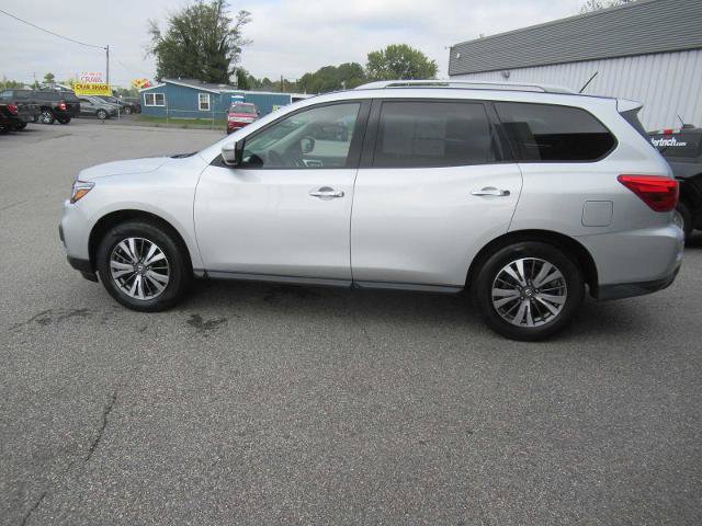Used 2018 Nissan Pathfinder SV w/ SV Tech Package AWD/4WD image 8