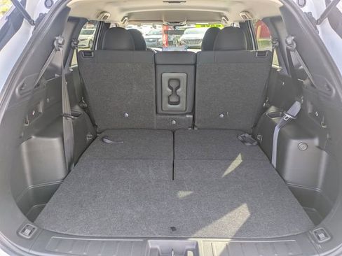 Used 2025 Mitsubishi Outlander ES image 12