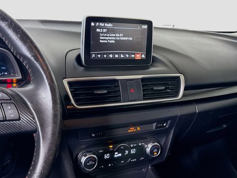 Used 2016 MAZDA MAZDA3 i Grand Touring image 18